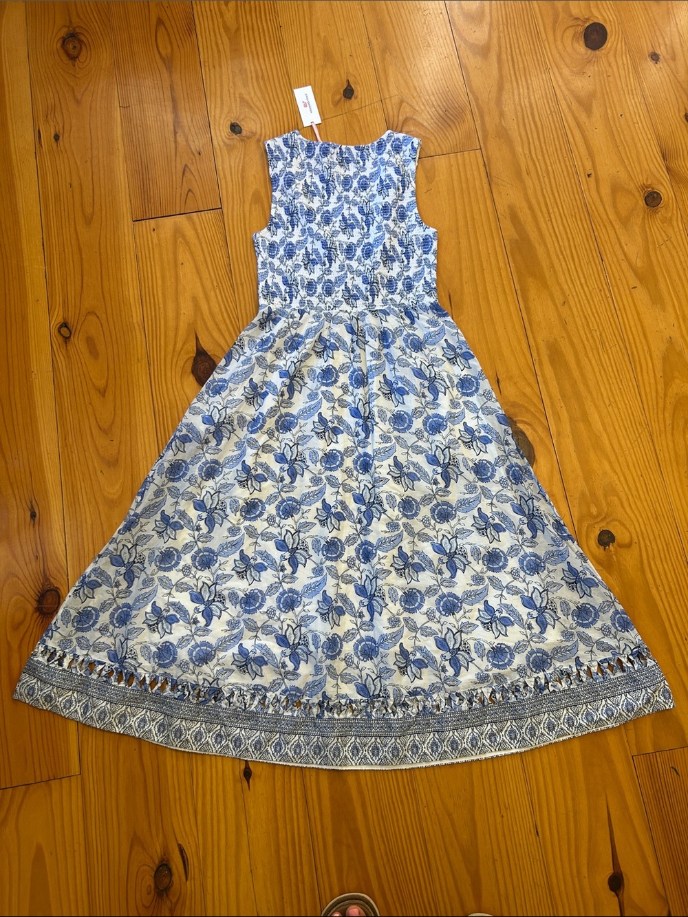 Vineyard Vines “Ellen”Blue and White Floral Midi Dress - Picture 7 of 7